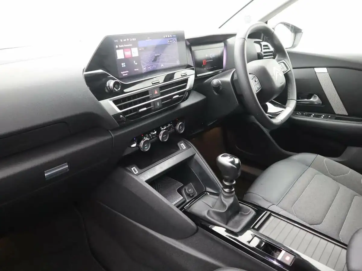 2024-citroen-c4-12-puretech-plus-130ps-ss-big-12