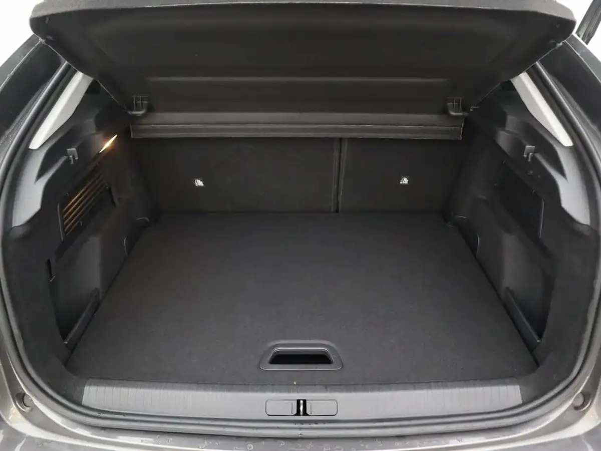 2024-citroen-c4-12-puretech-plus-130ps-ss-big-8