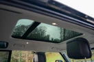 2023-land-rover-110-defender-30-d250-x-dynamic-hse-small-38