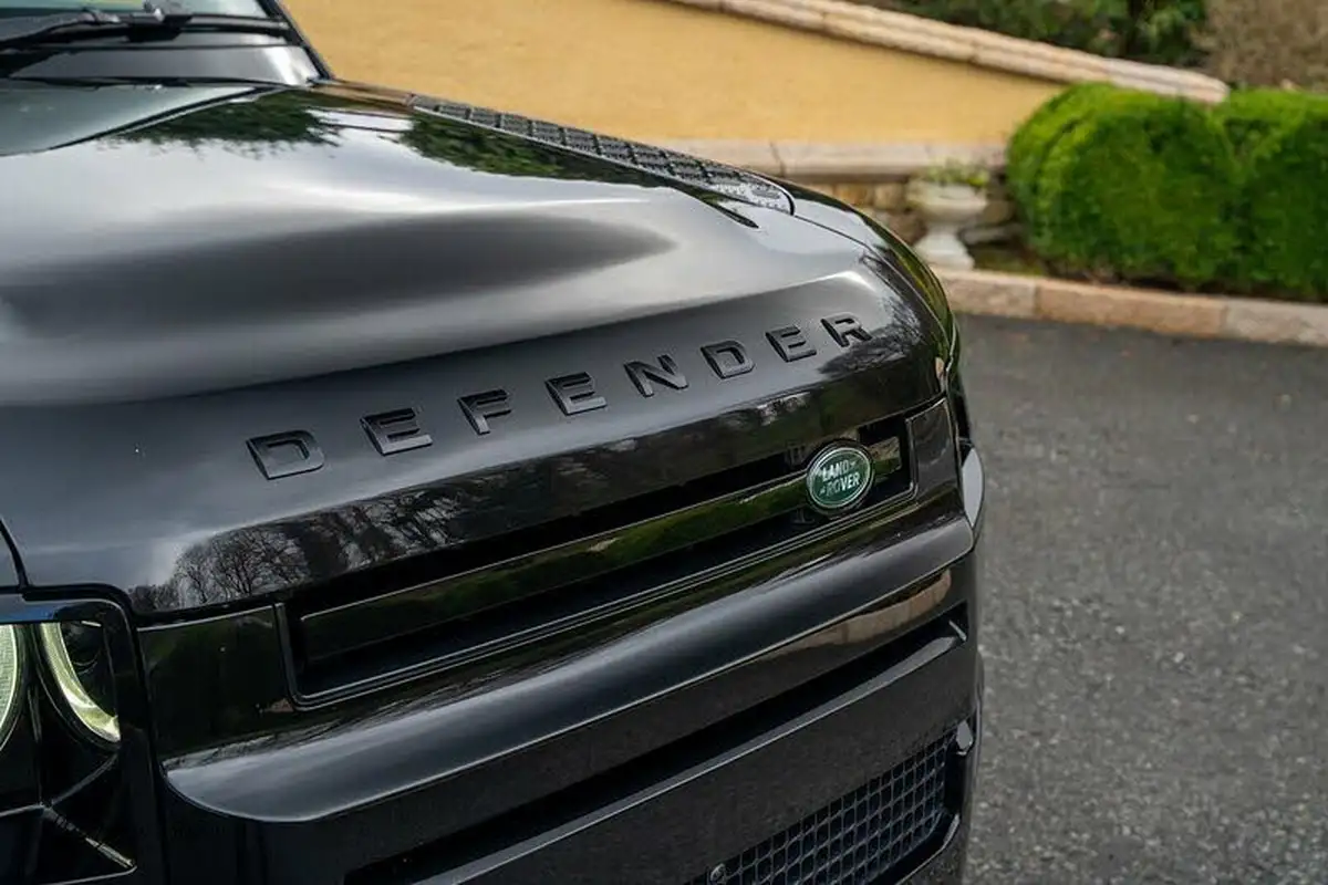 2023-land-rover-110-defender-30-d250-x-dynamic-hse-big-27