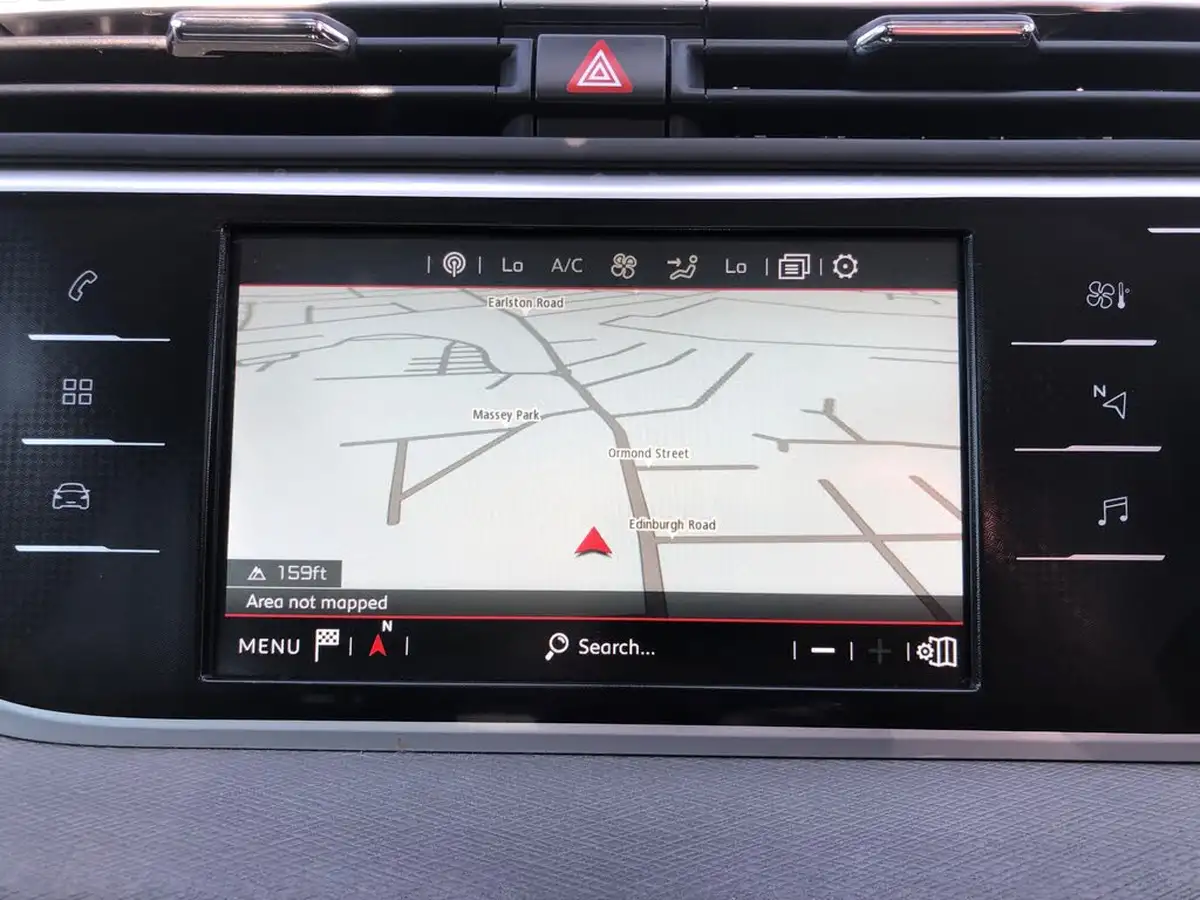 2017-citroen-grand-c4-picasso-16bluehdi-flair-big-27