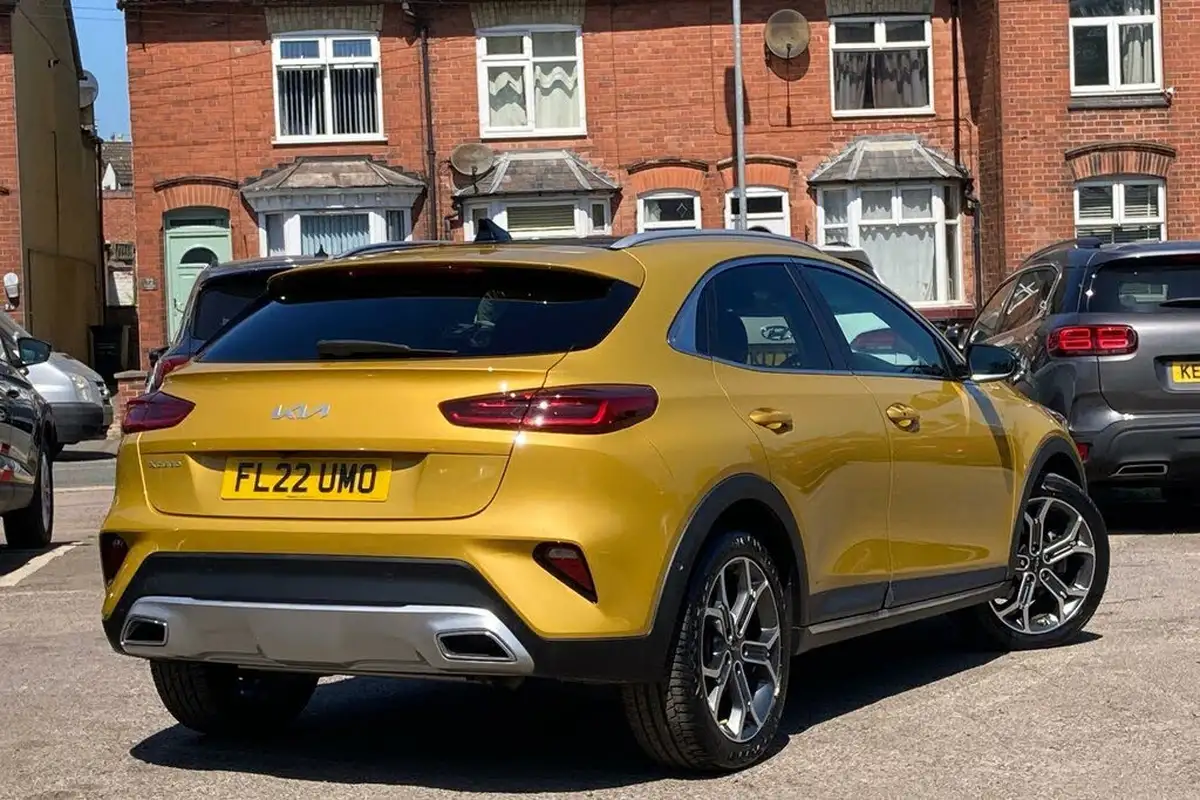 2022-kia-xceed-15-t-gdi-4-big-36