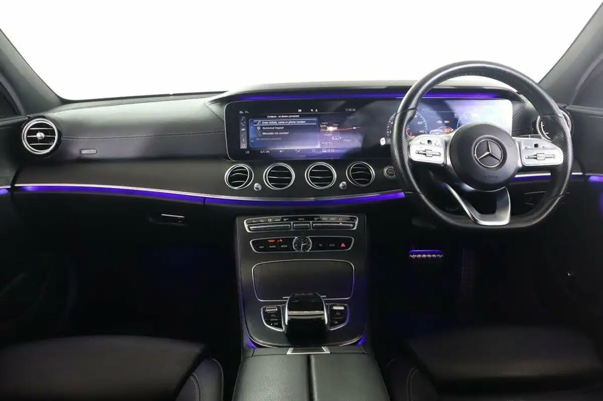 2019-mercedes-benz-e-class-20d-e220d-amg-line-edition-saloon-4d-big-12