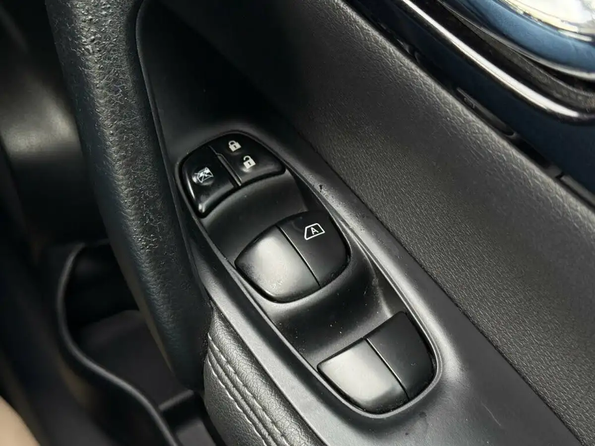 2016-nissan-qashqai-16dci-tekna-big-33