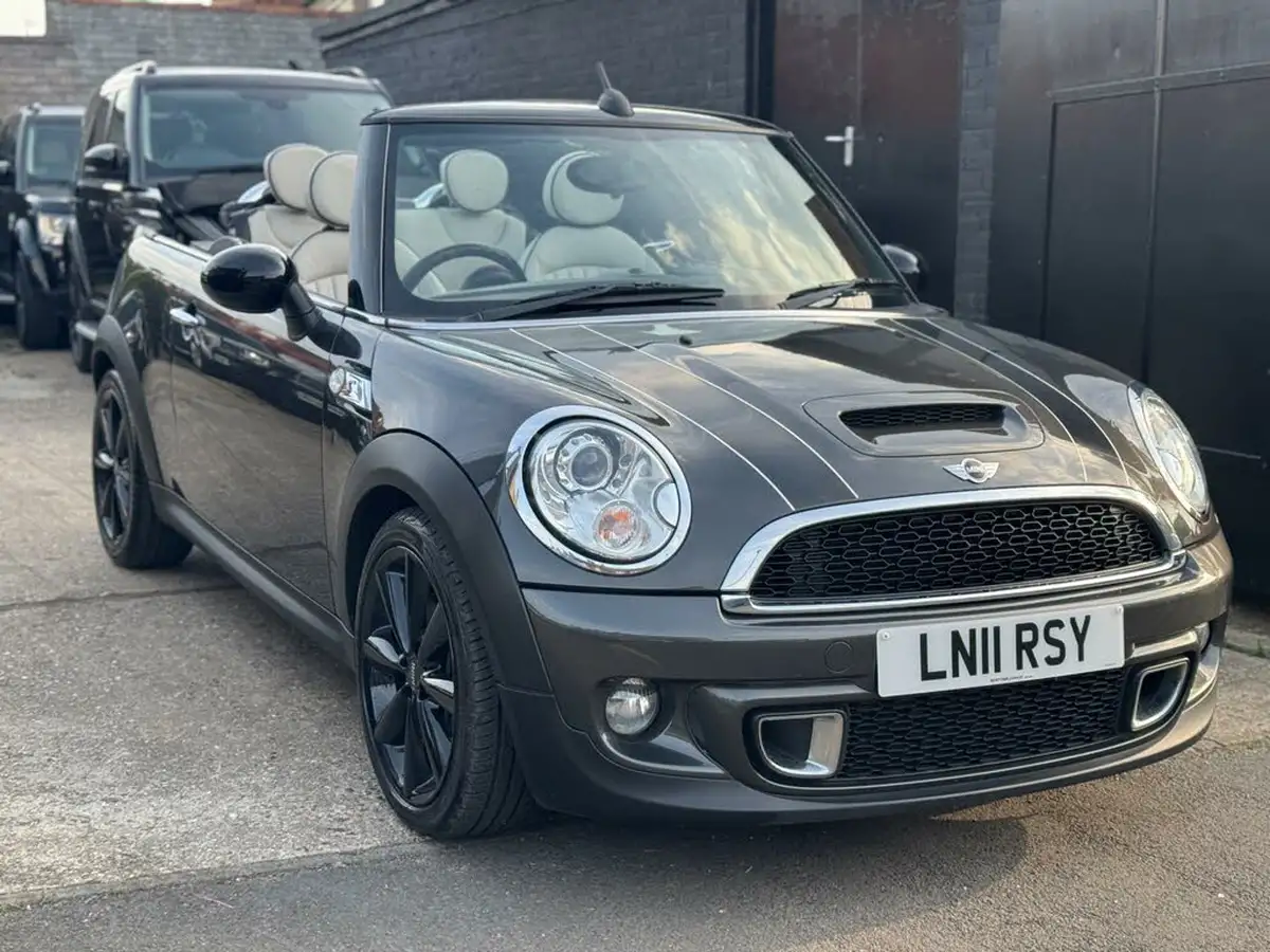 2011-mini-cooper-16-cooper-s-convertible-2d-big-5