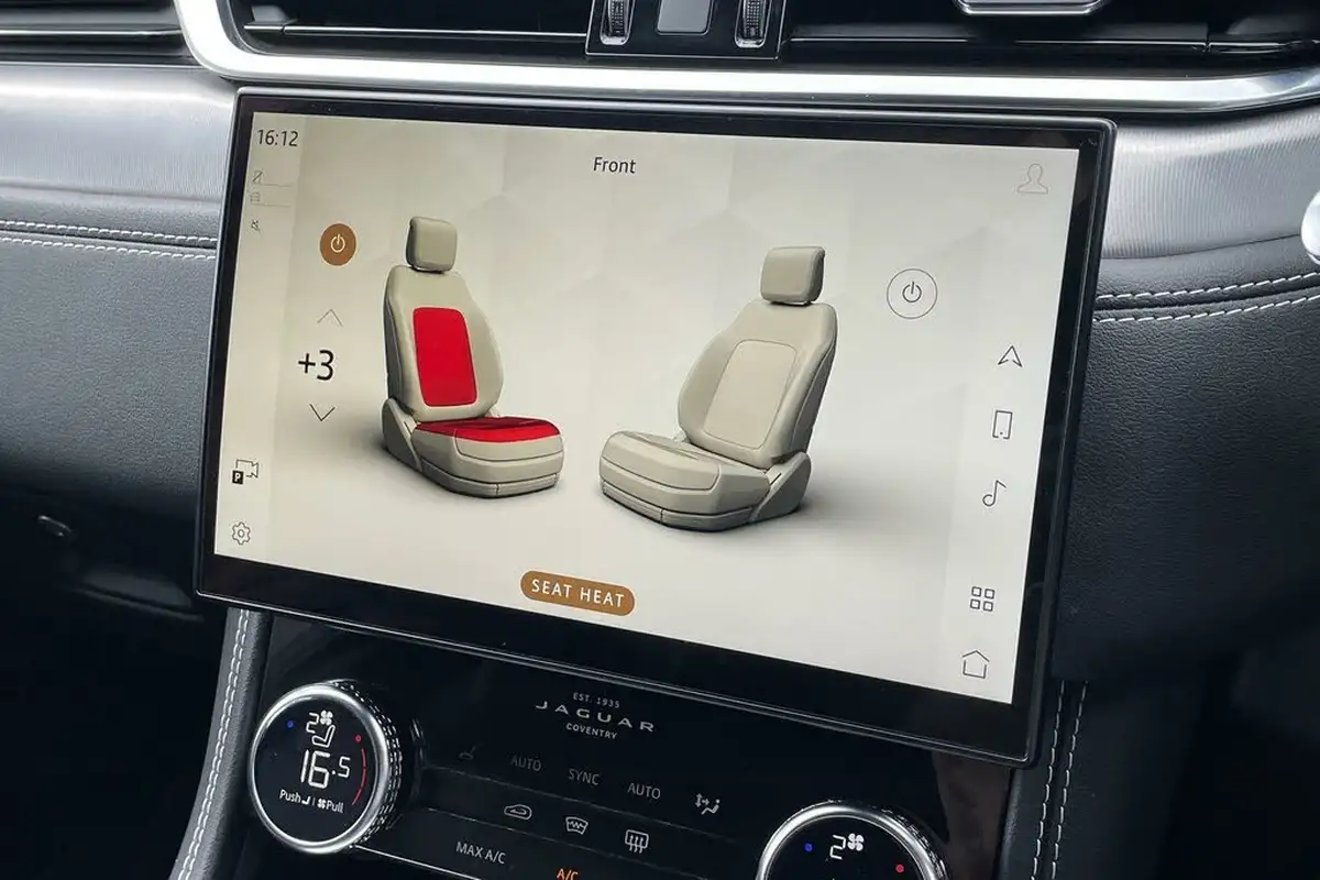 2021-jaguar-f-pace-20-d200-r-dynamic-s-mhev-big-16