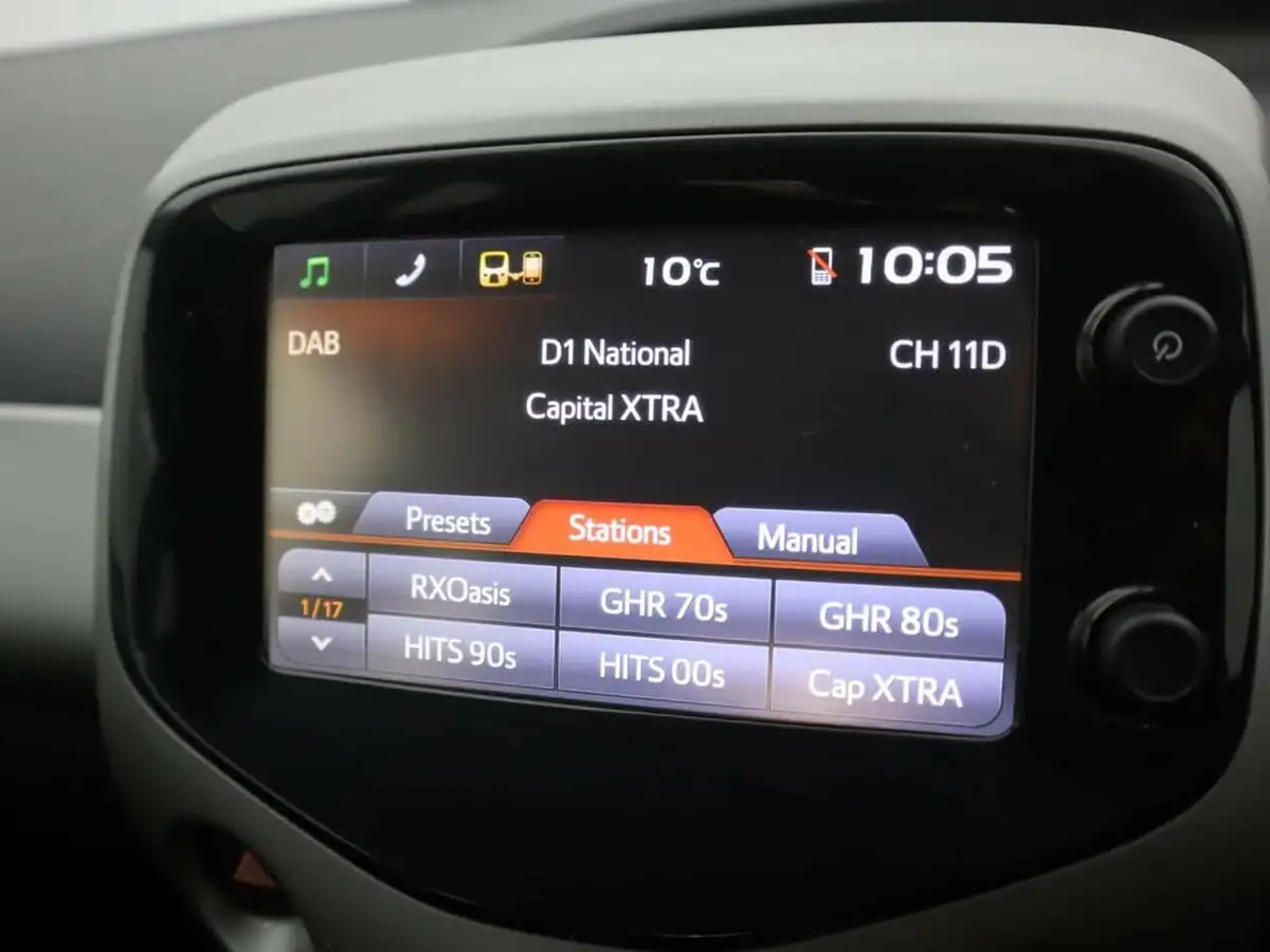 2018-citroen-c1-10-vti-feel-72ps-3d-big-18