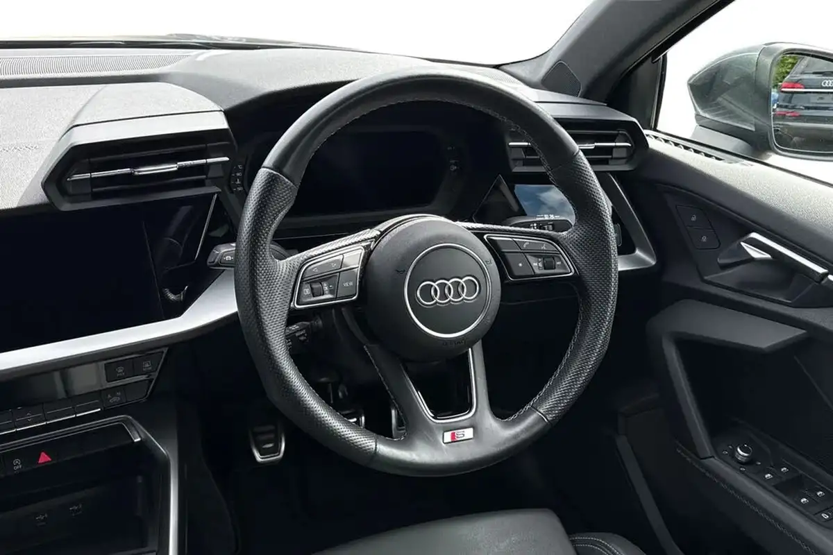 2023-audi-a3-15-35-tfsi-s-line-sportback-5d-big-17