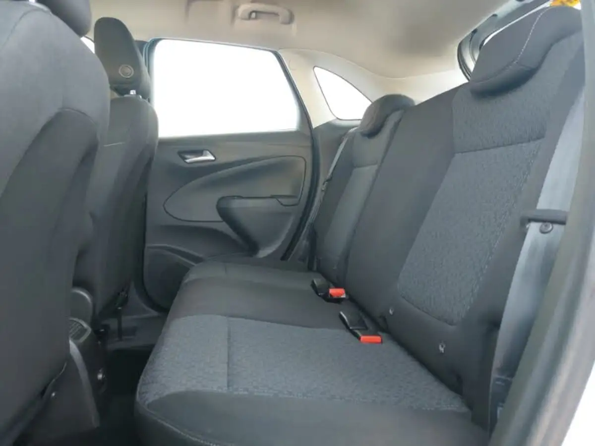2018-vauxhall-crossland-x-12-se-nav-81ps-big-5
