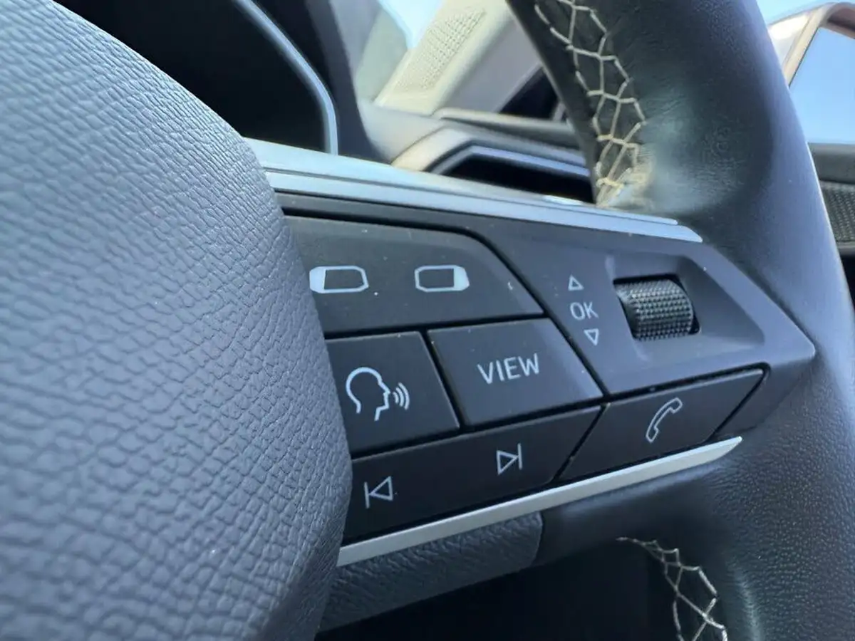 2022-seat-leon-10-tsi-evo-se-dynamic-hatchback-big-17