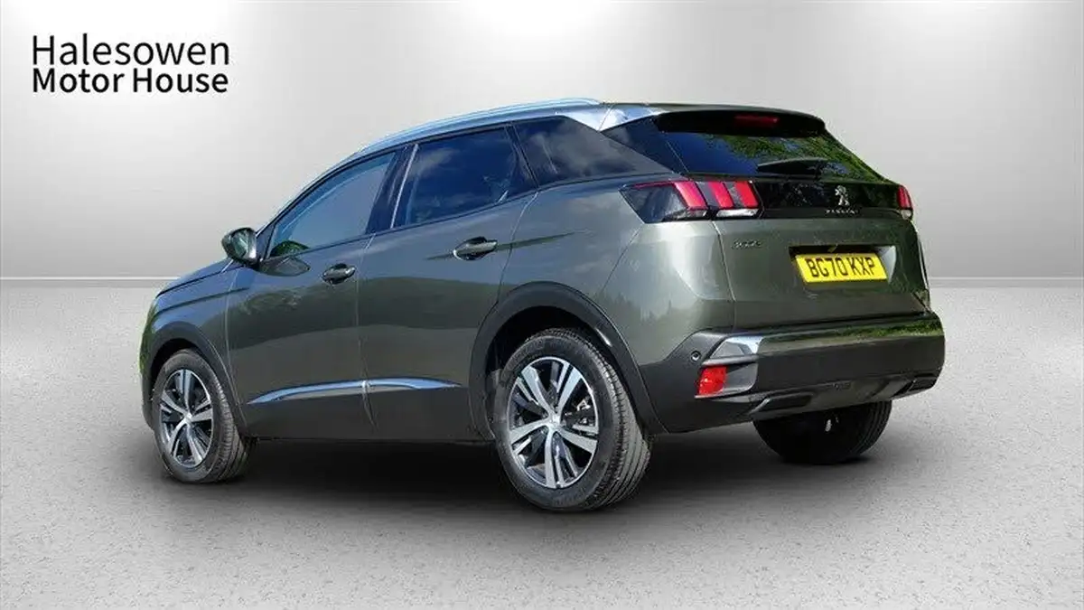 2020-peugeot-3008-suv-12-puretech-allure-big-4