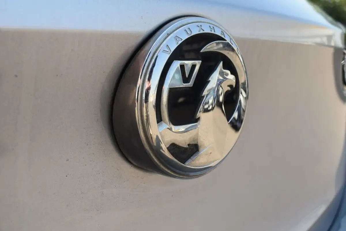 2019-vauxhall-corsa-12i-se-big-14