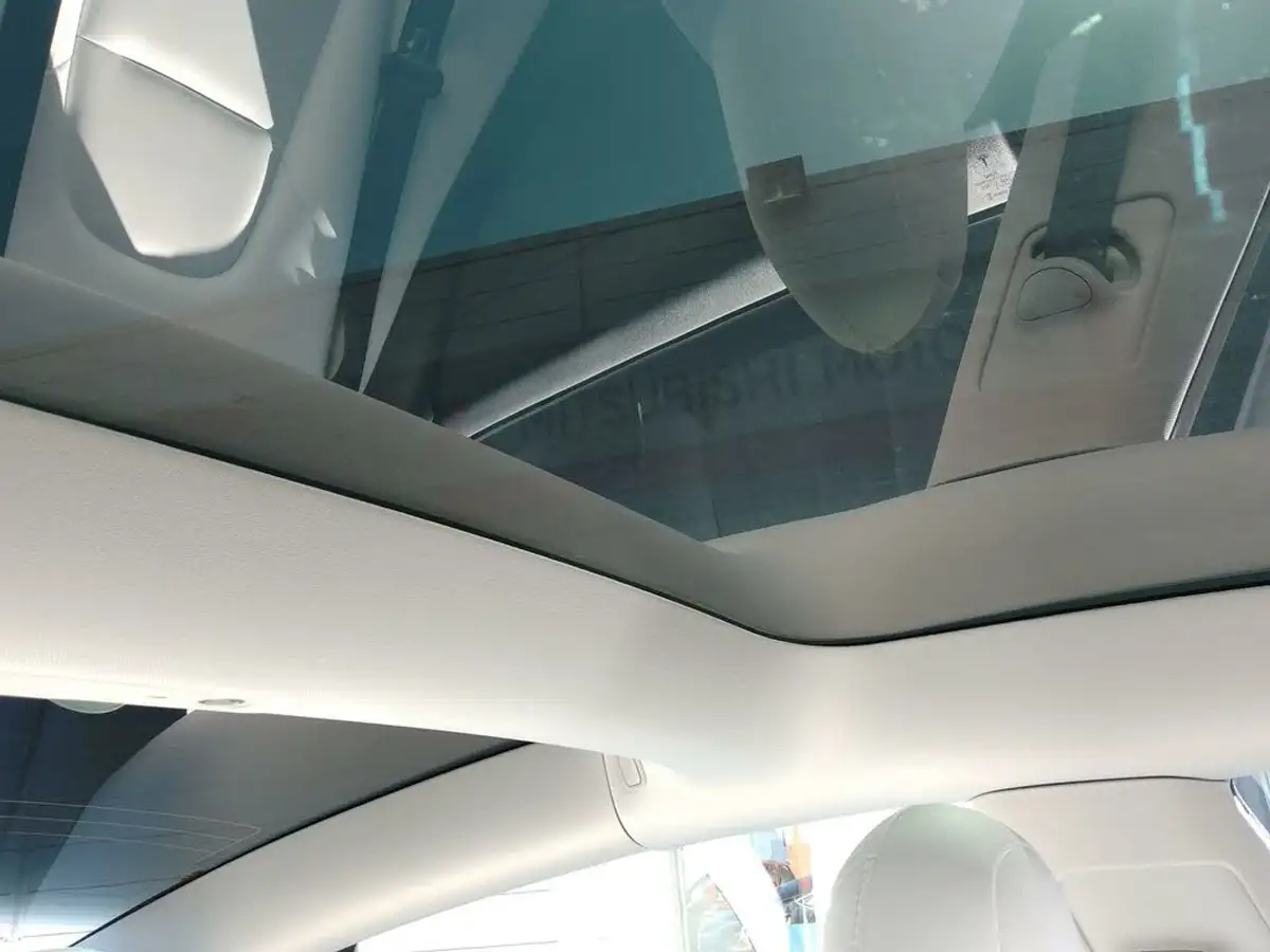 2022-tesla-model-3-e-long-range-big-33