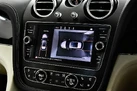 2019-bentley-bentayga-40-v8-small-37