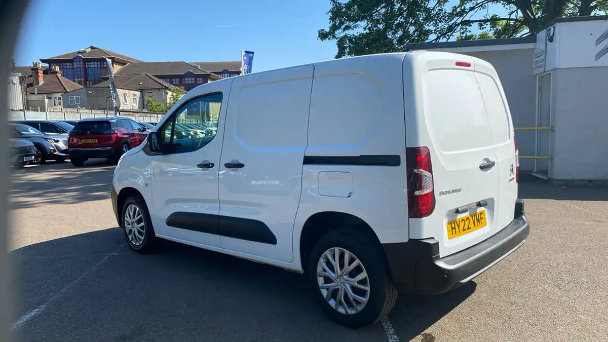 2022-citroen-berlingo-15bluehdi-1000-enterprise-pro-100pseu6d-big-4
