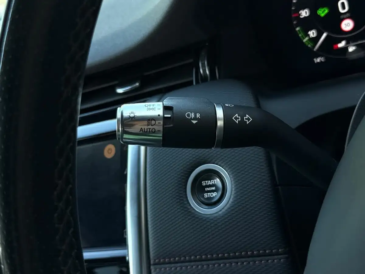2020-land-rover-discovery-sport-20-d200-r-dynamic-s-plus-big-28