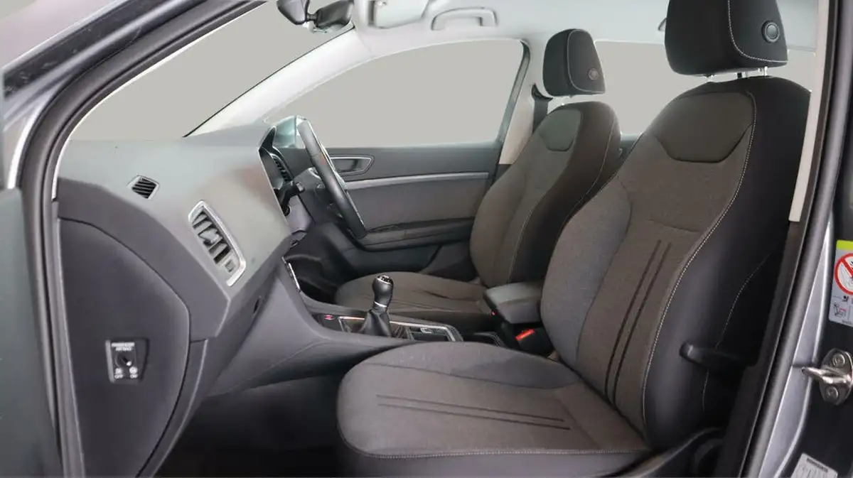 2022-seat-ateca-15-ecotsi-se-technology-big-13
