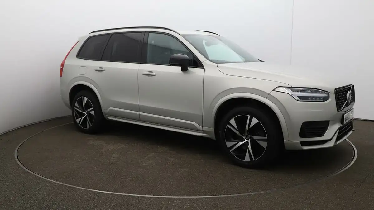 2021-volvo-xc90-20-t8-r-design-390bhp-big-44