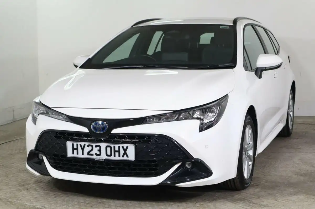 2023-toyota-corolla-18-vvt-i-icon-138bhp-touring-sports-5d-big-5