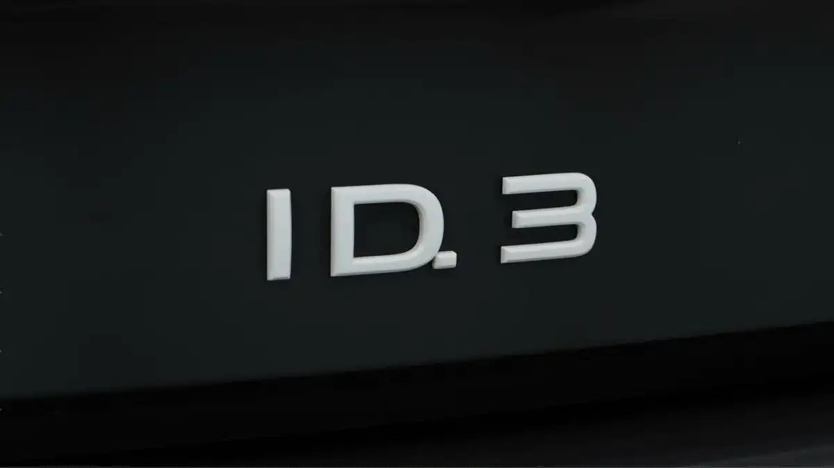 2021-volkswagen-id3-e-family-204ps-performance-big-23