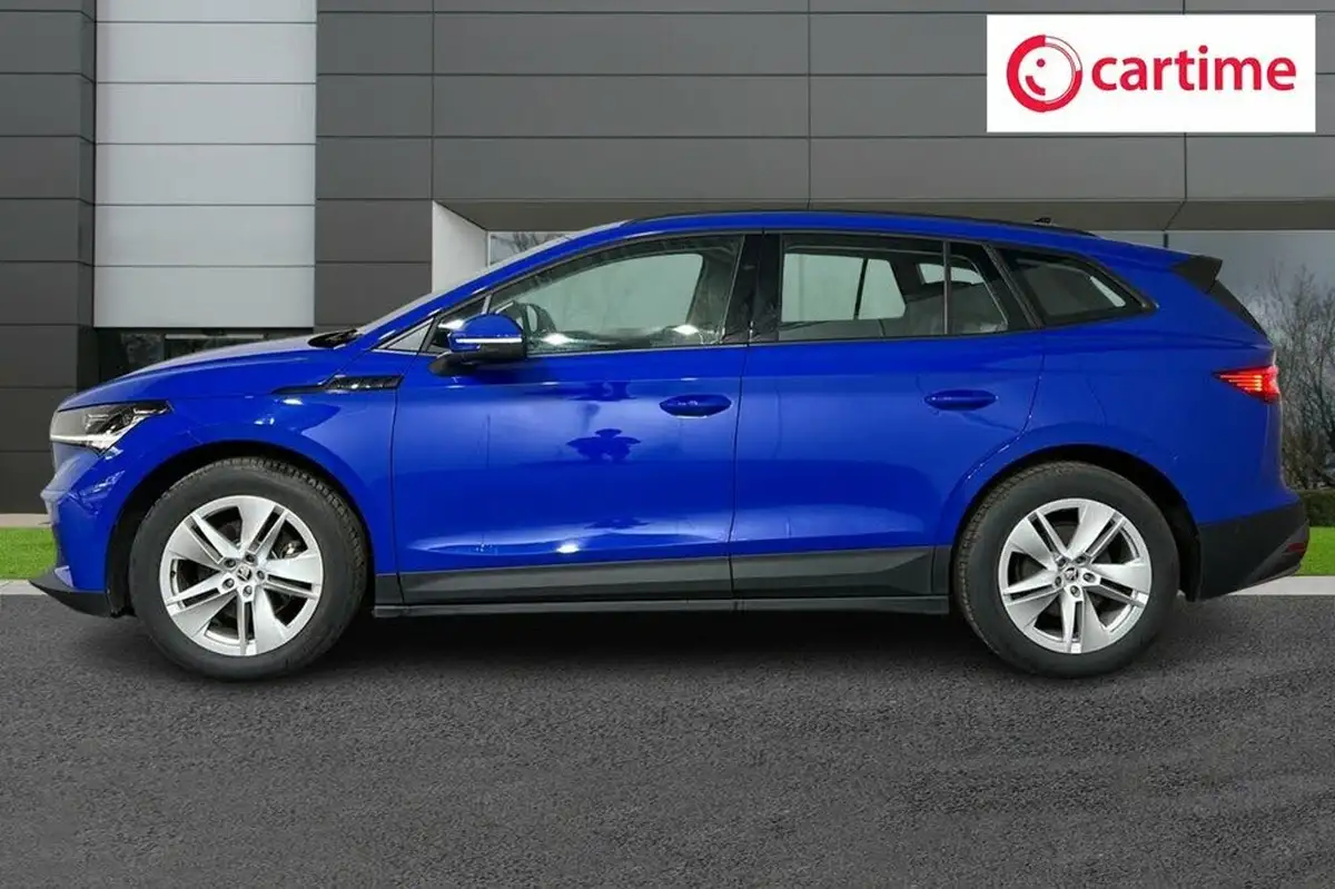 2022-skoda-enyaq-e-60-big-2