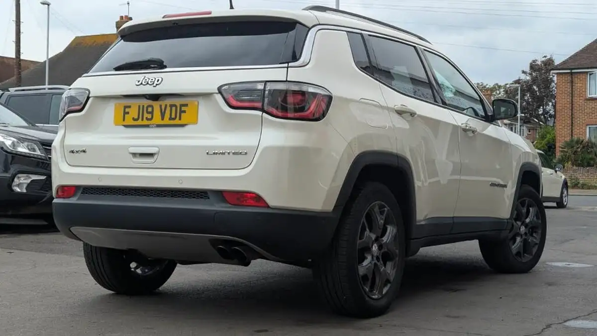 2019-jeep-compass-14-multiair-ii-limited-168bhp-4x4-auto-big-4