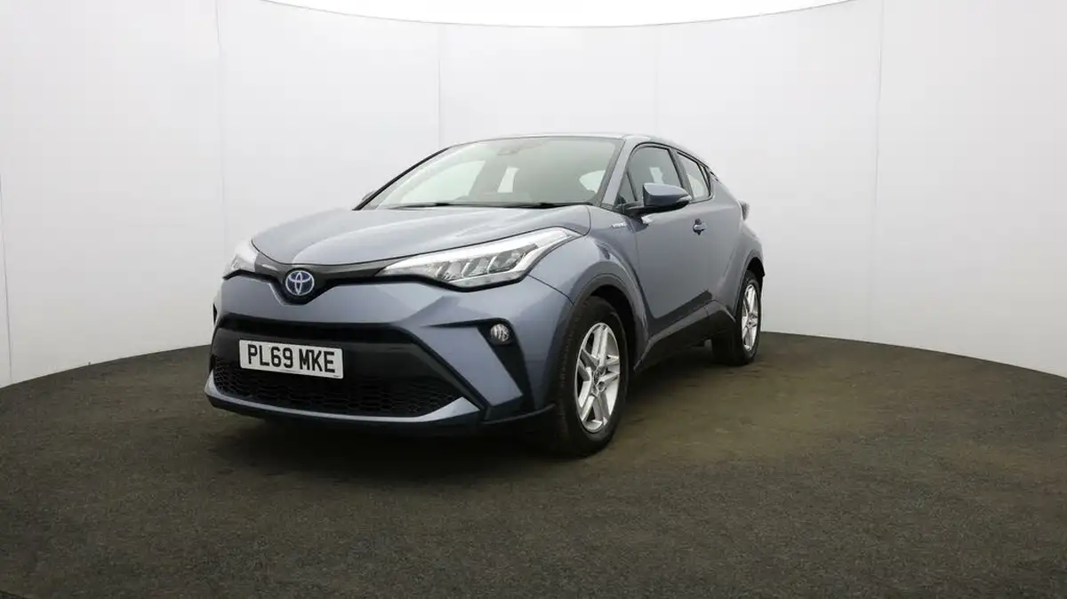 2020-toyota-c-hr-18-vvt-i-icon-parking-pack-big-31
