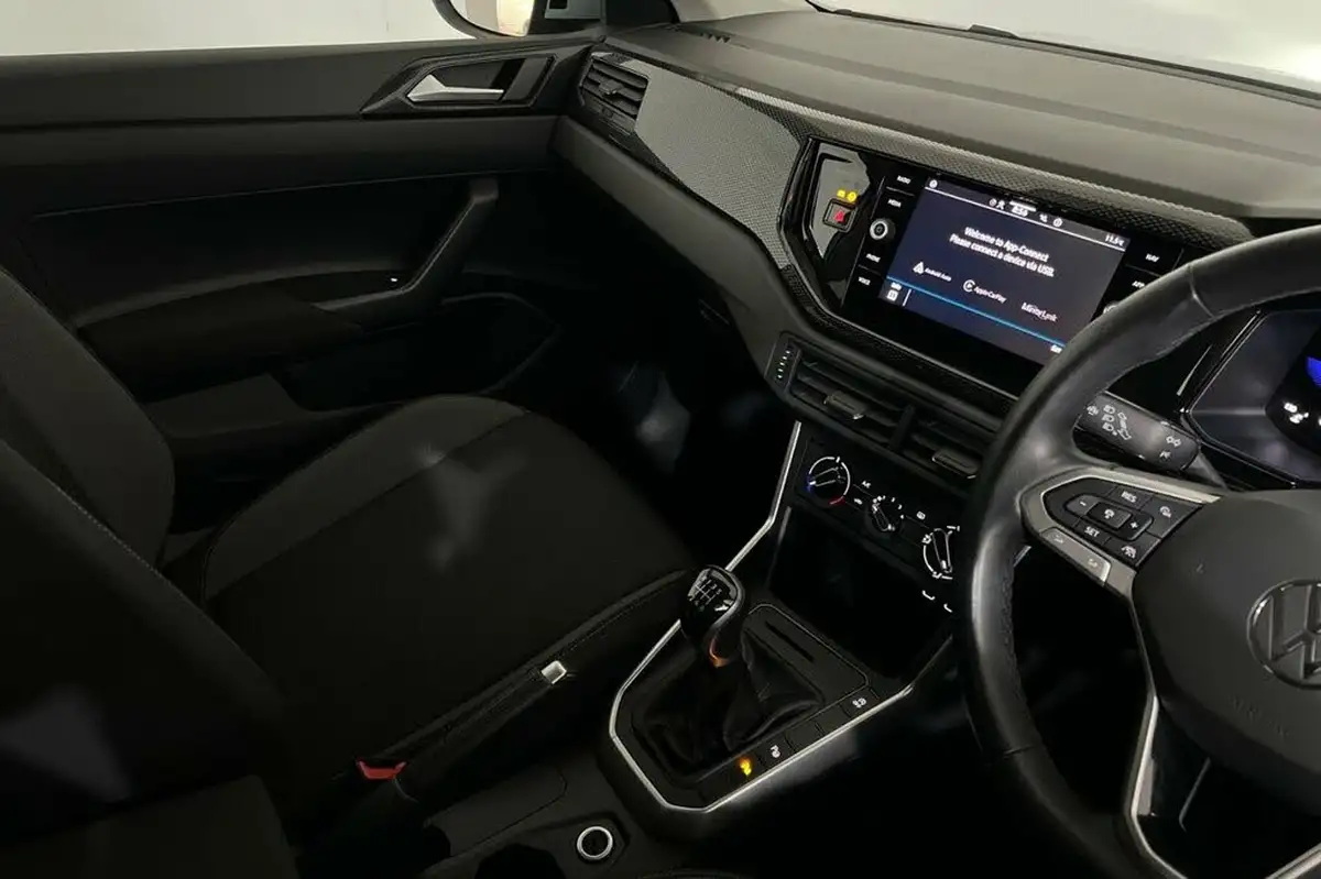 2023-volkswagen-taigo-10-tsi-life-110ps-big-30