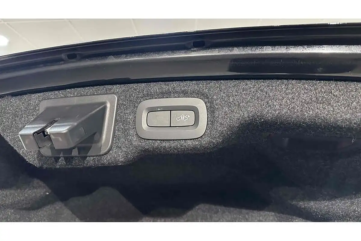 2019-volvo-s60-20-t5-r-design-plus-big-55