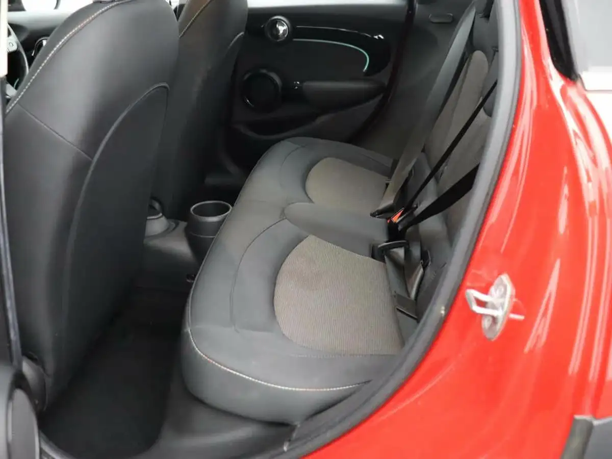 2021-mini-cooper-15-cooper-classic-hatchback-5d-auto-big-14