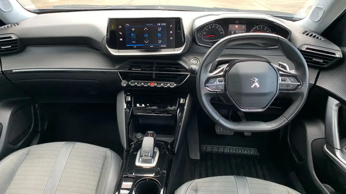 2021-peugeot-2008-suv-12-puretech-allure-130bhp-eat8-big-3