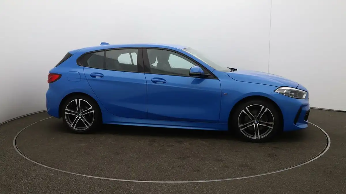 2022-bmw-1-series-15-118i-m-sport-lcp-big-41