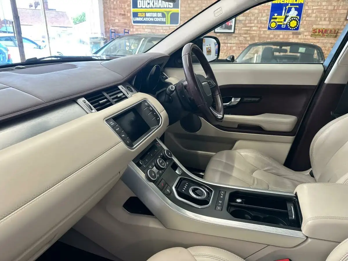 2012-land-rover-range-rover-evoque-22td-prestige-190bhp-4x4-hatchback-5d-auto-big-7