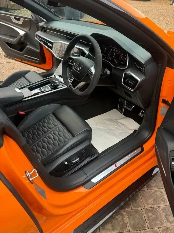 2020-audi-rs7-40-tfsi-carbon-black-big-9