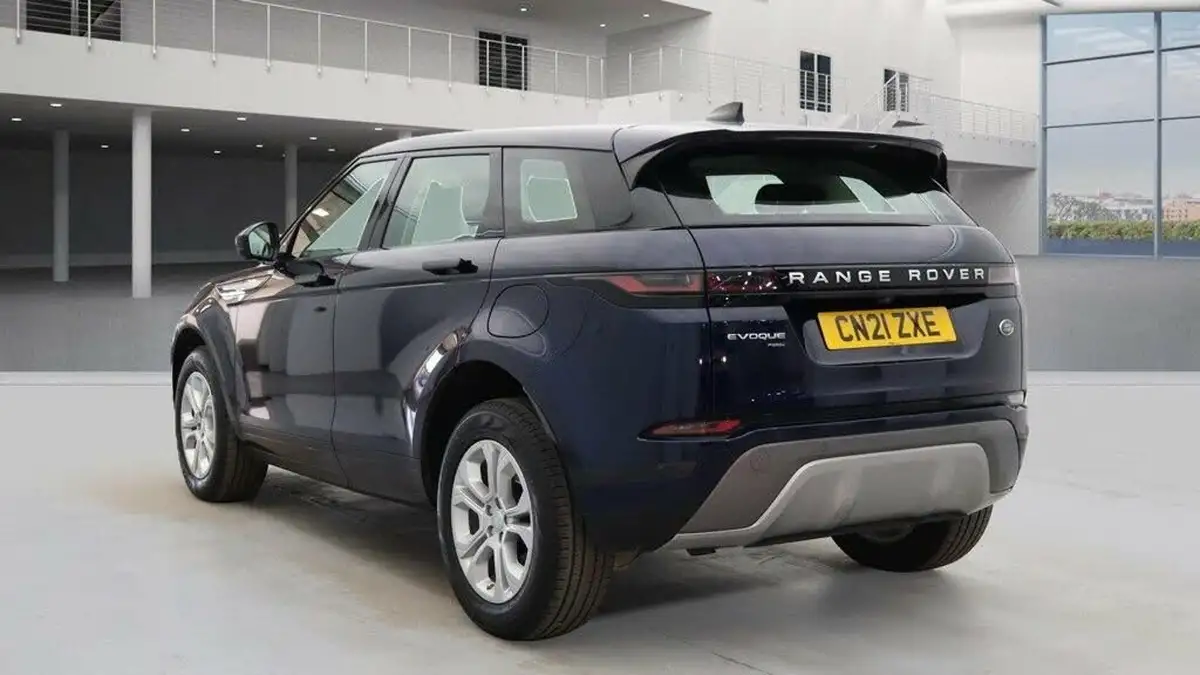 2021-land-rover-range-rover-evoque-15-p300e-s-big-6