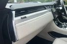 2024-jaguar-f-pace-20-d200-r-dynamic-se-black-90th-anniversary-edition-small-46