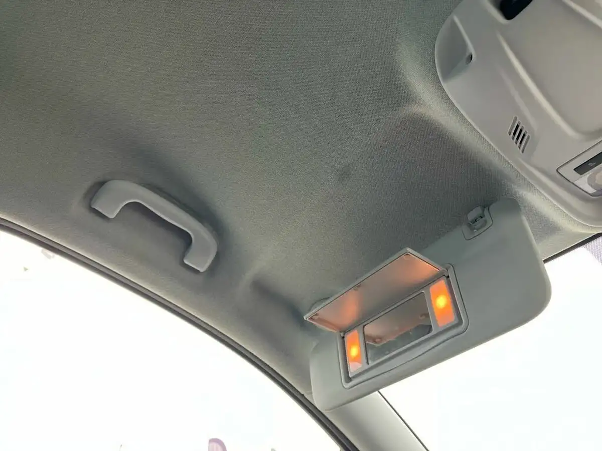 2022-vauxhall-crossland-12-ultimate-130ps-auto-big-48