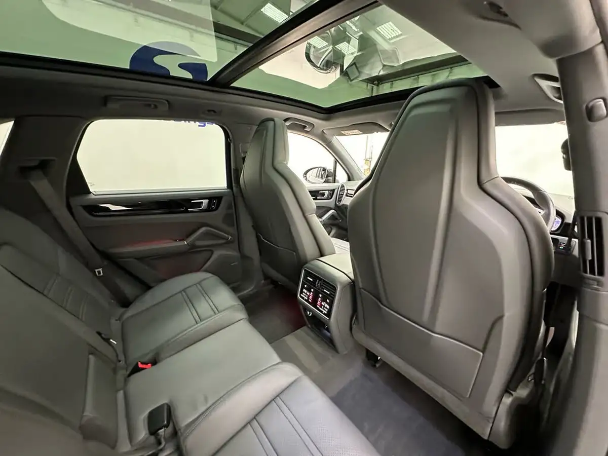 2018-porsche-cayenne-30-v6-s-big-26