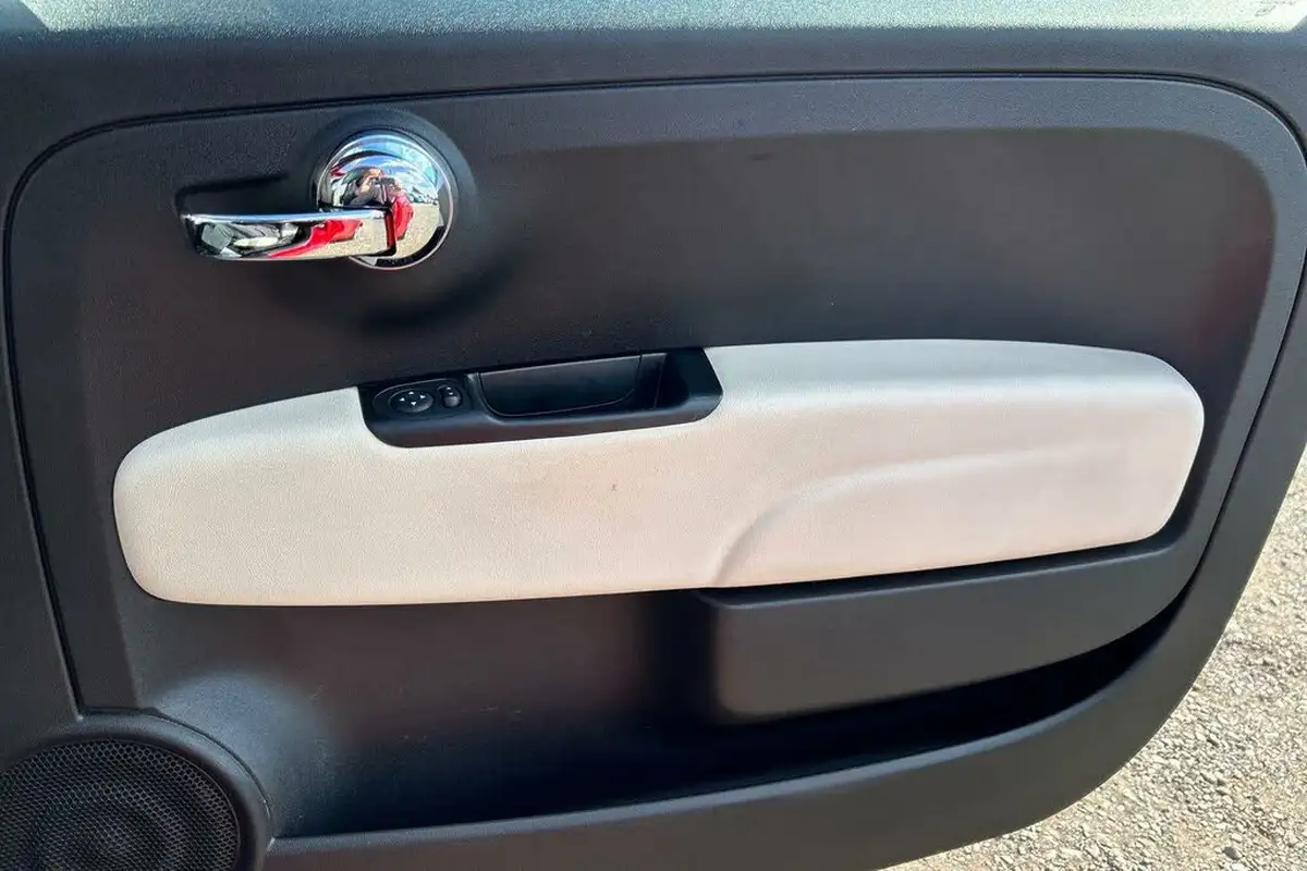 2022-fiat-500-10-dolcevita-big-27