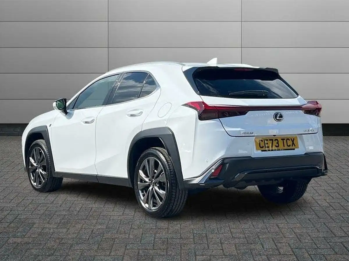 2023-lexus-ux-250h-20-f-sport-design-big-1