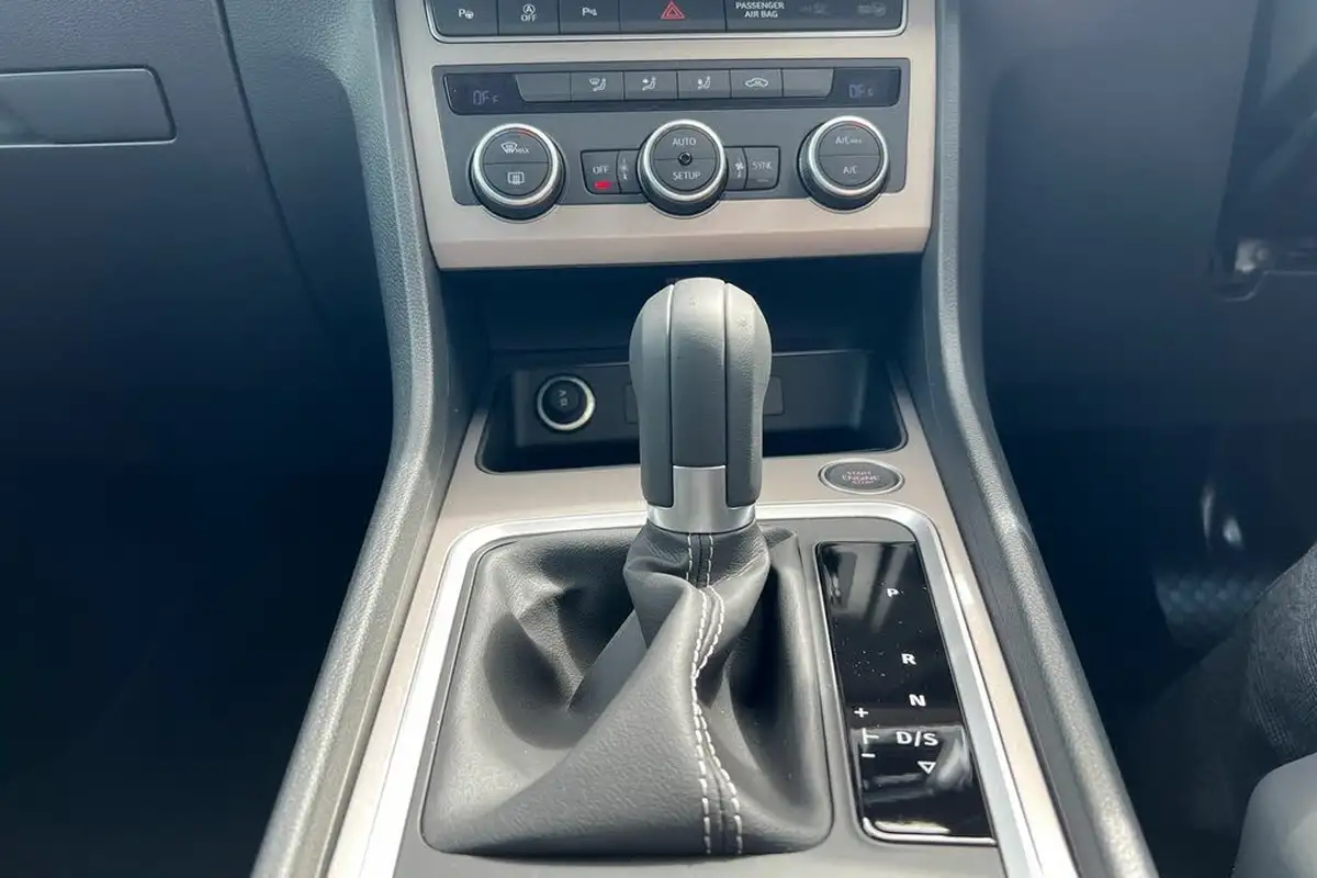 2025-seat-ateca-15-ecotsi-xperience-dsg-big-11