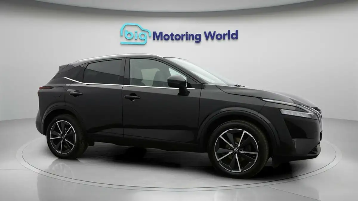 2022-nissan-qashqai-13-dig-t-tekna-140ps-big-0