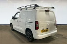 2020-citroen-berlingo-16bluehdi-1000-driver-small-3