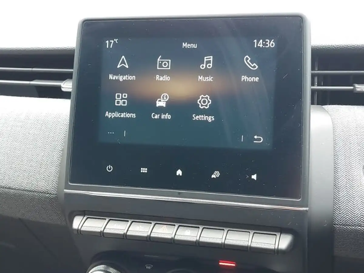 2024-renault-clio-16-techno-big-17