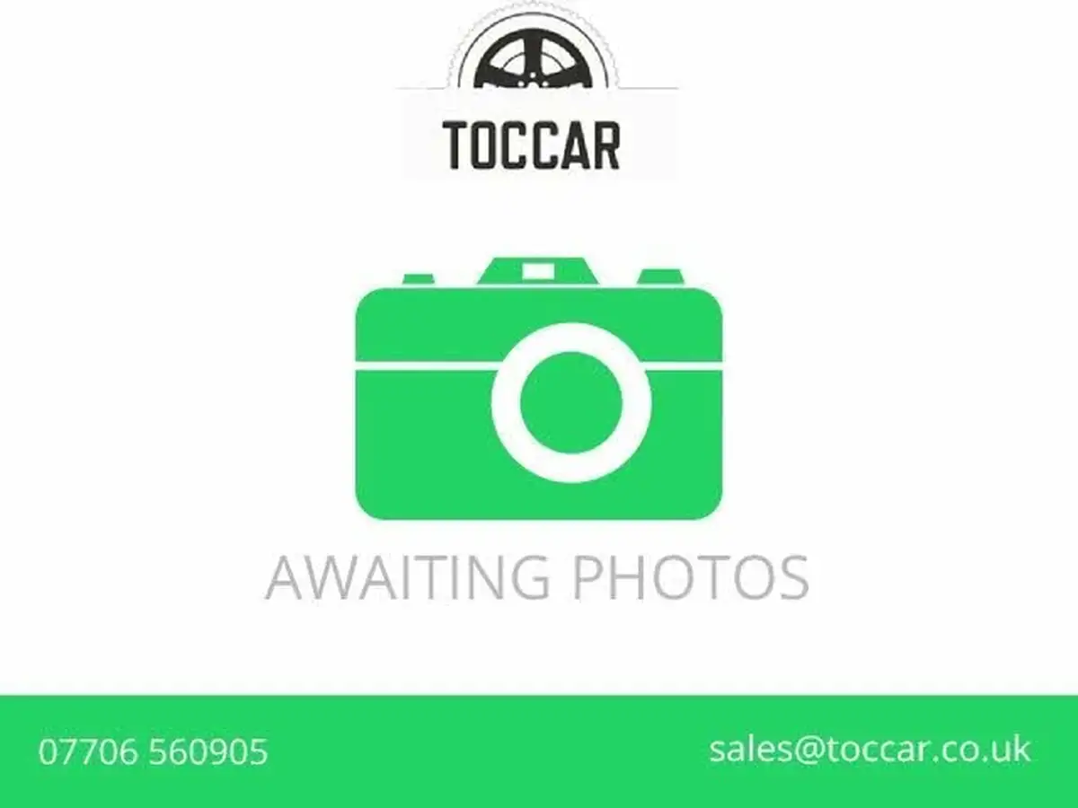 2015-mercedes-benz-gla-class-21d-gla-200d-amg-line-ss-big-0