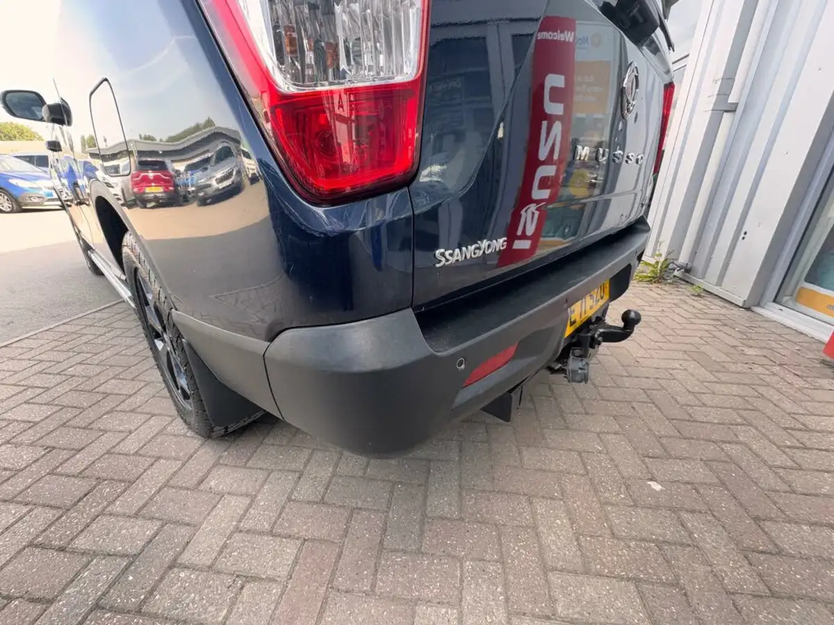 2022-kgm-ssangyong-musso-22td-saracen-181pseu6dt-big-5