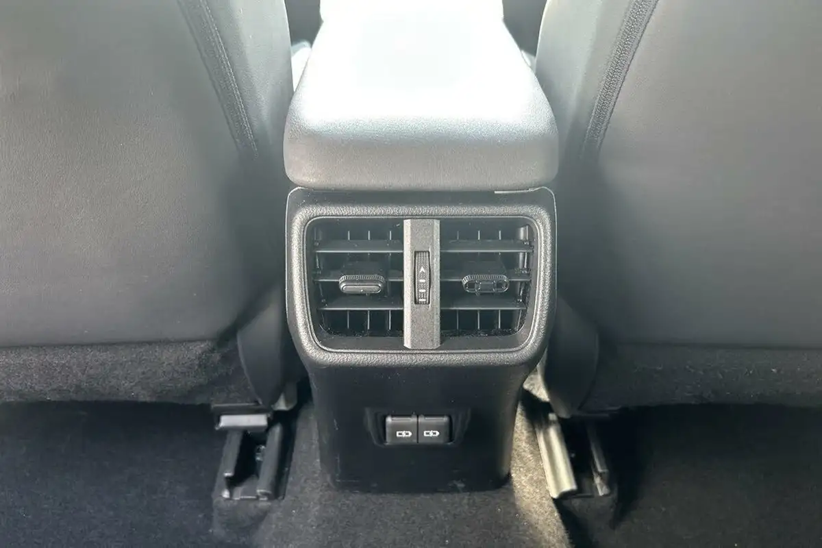 2022-lexus-ux-250h-20-ux-184bhp-without-navigation-big-62