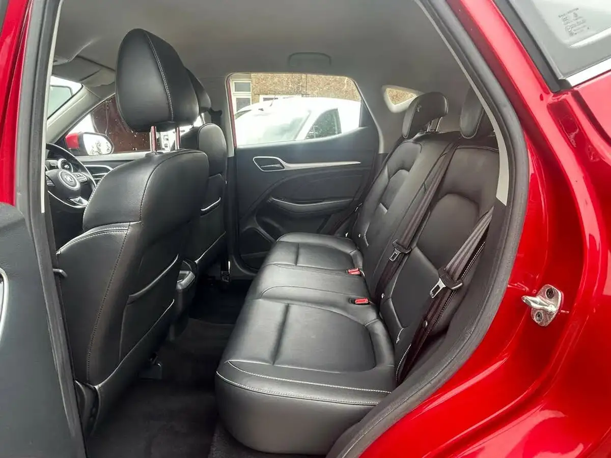 2020-mg-zs-suv-10t-gdi-exclusive-111ps-big-7