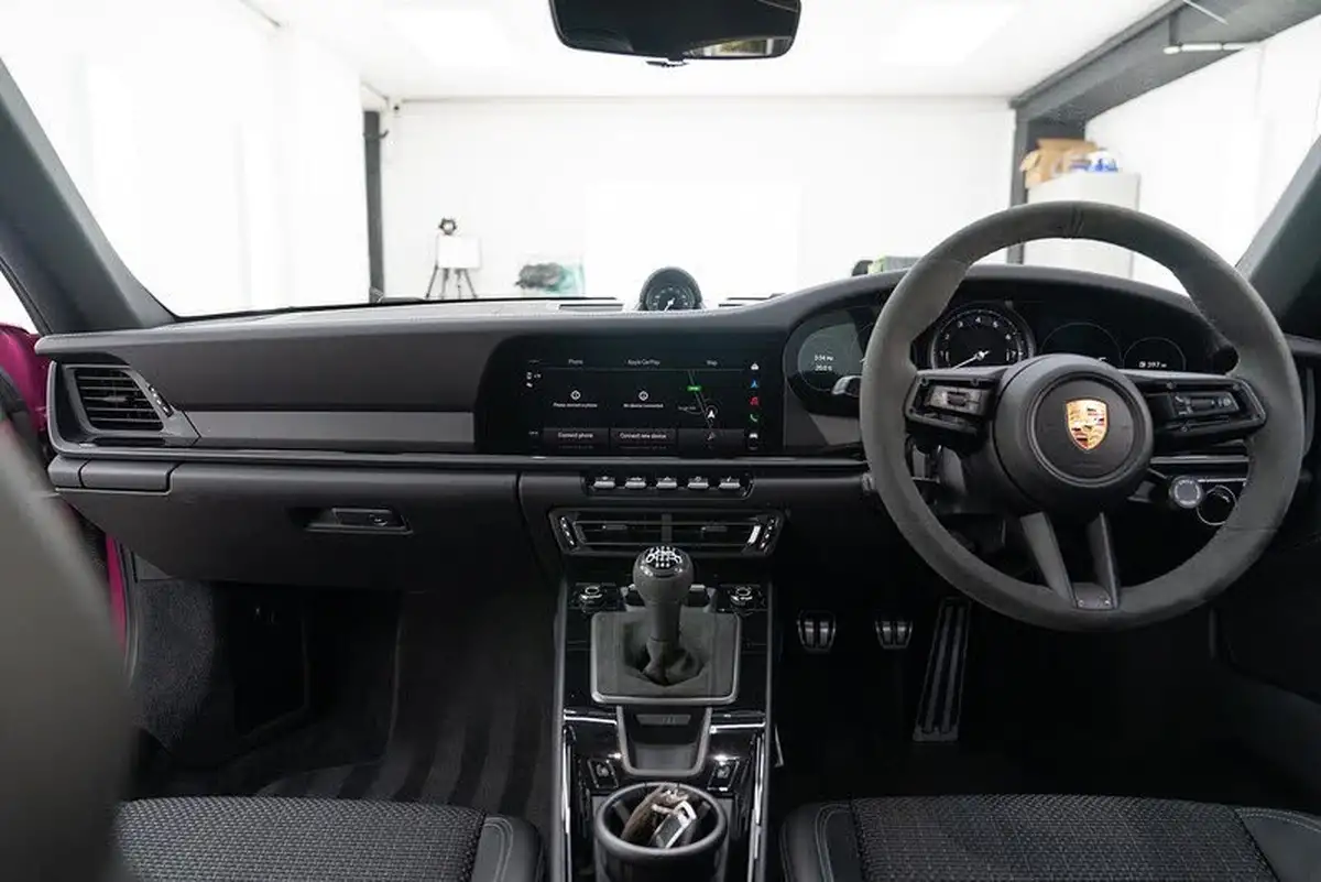 2023-porsche-911-30-carrera-t-big-10