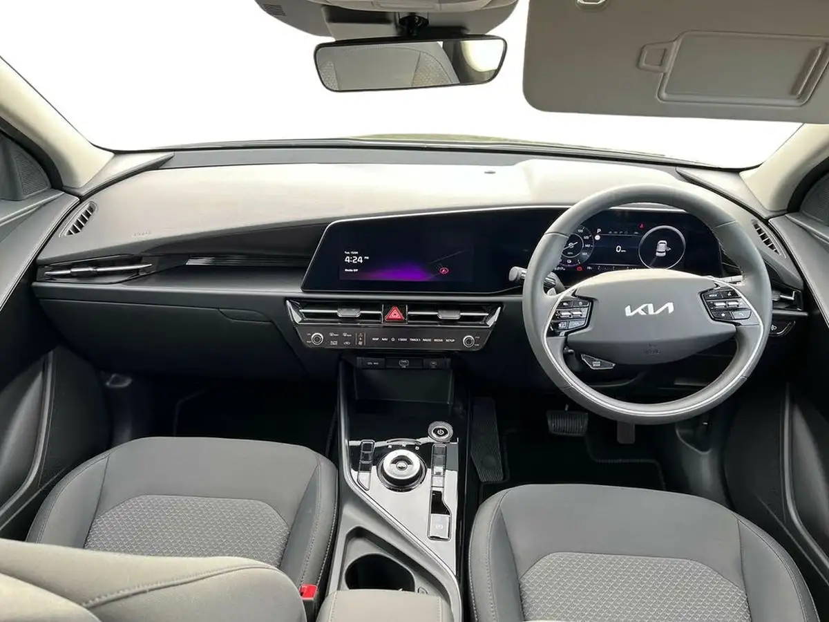 2024-kia-niro-ev-e-2-big-12